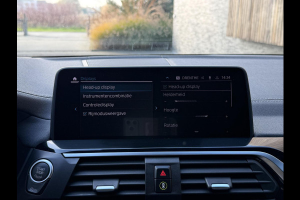 BMW X3 xDrive20i High Executive M-sport | Leren bekleding | Head-up display | Stoelverwarming | Cruise & climate control | Dodehoek en