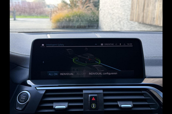 BMW X3 xDrive20i High Executive M-sport | Leren bekleding | Head-up display | Stoelverwarming | Cruise & climate control | Dodehoek en