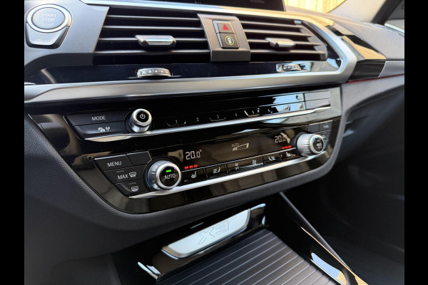 BMW X3 xDrive20i High Executive M-sport | Leren bekleding | Head-up display | Stoelverwarming | Cruise & climate control | Dodehoek en