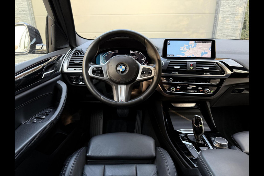 BMW X3 xDrive20i High Executive M-sport | Leren bekleding | Head-up display | Stoelverwarming | Cruise & climate control | Dodehoek en