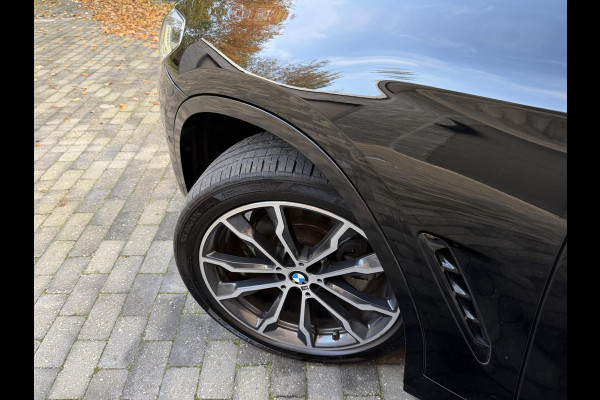 BMW X3 xDrive20i High Executive M-sport | Leren bekleding | Head-up display | Stoelverwarming | Cruise & climate control | Dodehoek en