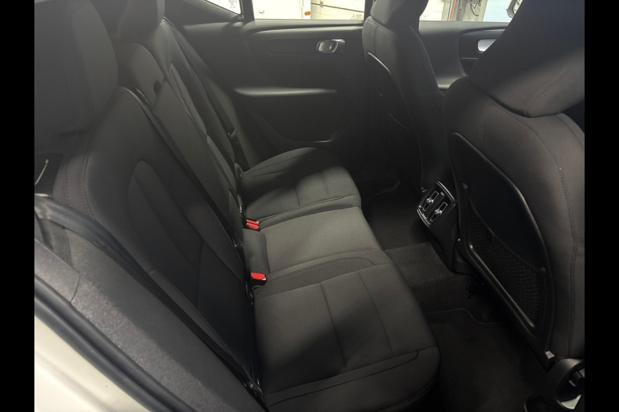Volvo XC40 1.5 T2 Business Pro Navi | Clima | Cruise| Camera