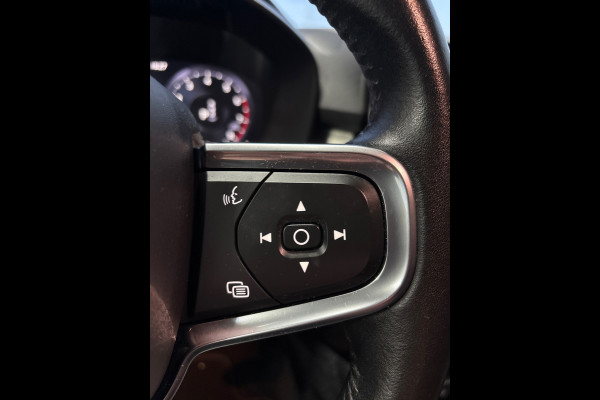 Volvo XC40 1.5 T2 Business Pro Navi | Clima | Cruise| Camera