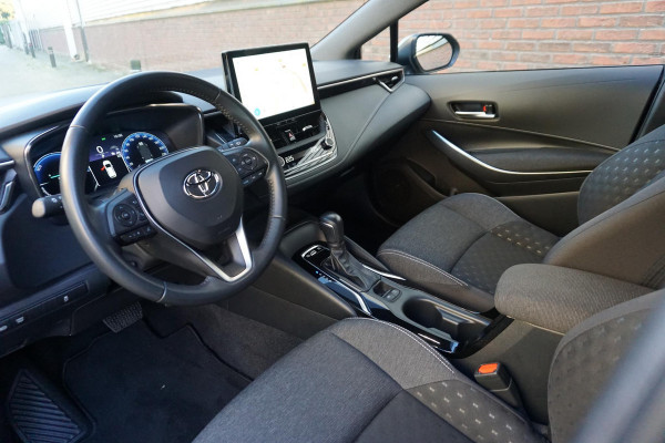 Toyota Corolla Touring Sports Hybrid 140 Active/NL.Auto/Digi-Dashboard/LED/Navi/ All-Season banden.