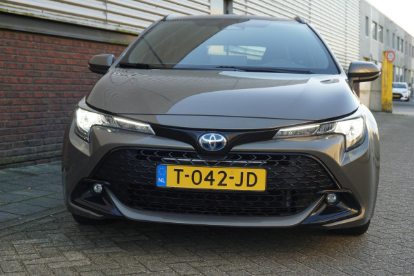 Toyota Corolla Touring Sports Hybrid 140 Active/NL.Auto/Digi-Dashboard/LED/Navi/ All-Season banden.