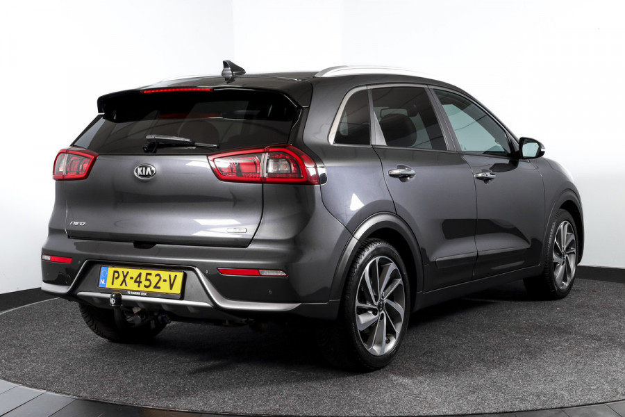 Kia Niro 1.6 GDi Hybrid 105 PK ExecutiveLine - Automaat | Adapt. Cruise | Stuur-+stoelverw. + Ventilatie | Elek. Stoel | PDC | Camera | NAV + App. Connect | ECC | Afn. Trekhaak | LM 18" |