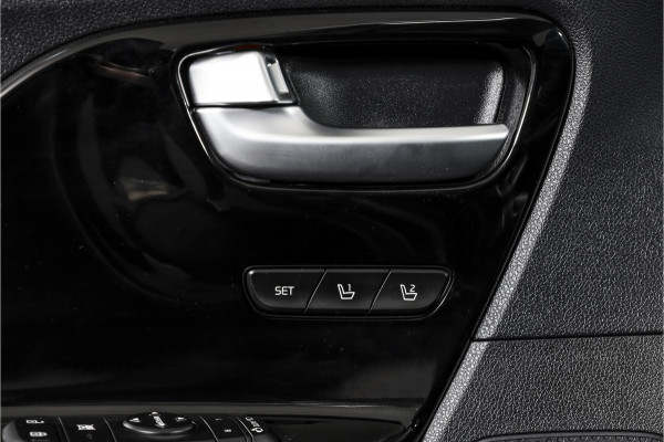 Kia Niro 1.6 GDi Hybrid 105 PK ExecutiveLine - Automaat | Adapt. Cruise | Stuur-+stoelverw. + Ventilatie | Elek. Stoel | PDC | Camera | NAV + App. Connect | ECC | Afn. Trekhaak | LM 18" |