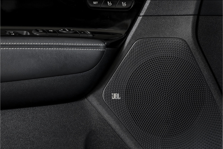 Kia Niro 1.6 GDi Hybrid 105 PK ExecutiveLine - Automaat | Adapt. Cruise | Stuur-+stoelverw. + Ventilatie | Elek. Stoel | PDC | Camera | NAV + App. Connect | ECC | Afn. Trekhaak | LM 18" |