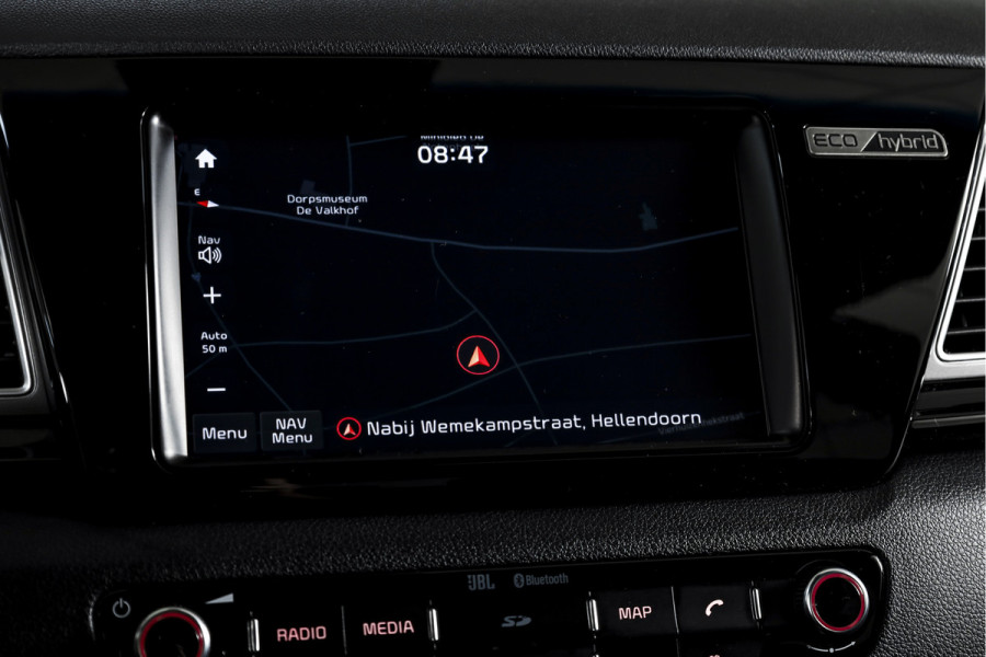 Kia Niro 1.6 GDi Hybrid 105 PK ExecutiveLine - Automaat | Adapt. Cruise | Stuur-+stoelverw. + Ventilatie | Elek. Stoel | PDC | Camera | NAV + App. Connect | ECC | Afn. Trekhaak | LM 18" |