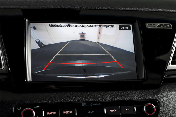 Kia Niro 1.6 GDi Hybrid 105 PK ExecutiveLine - Automaat | Adapt. Cruise | Stuur-+stoelverw. + Ventilatie | Elek. Stoel | PDC | Camera | NAV + App. Connect | ECC | Afn. Trekhaak | LM 18" |