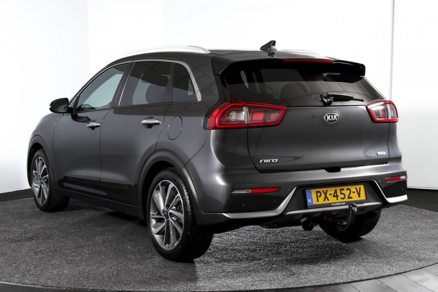 Kia Niro 1.6 GDi Hybrid 105 PK ExecutiveLine - Automaat | Adapt. Cruise | Stuur-+stoelverw. + Ventilatie | Elek. Stoel | PDC | Camera | NAV + App. Connect | ECC | Afn. Trekhaak | LM 18" |