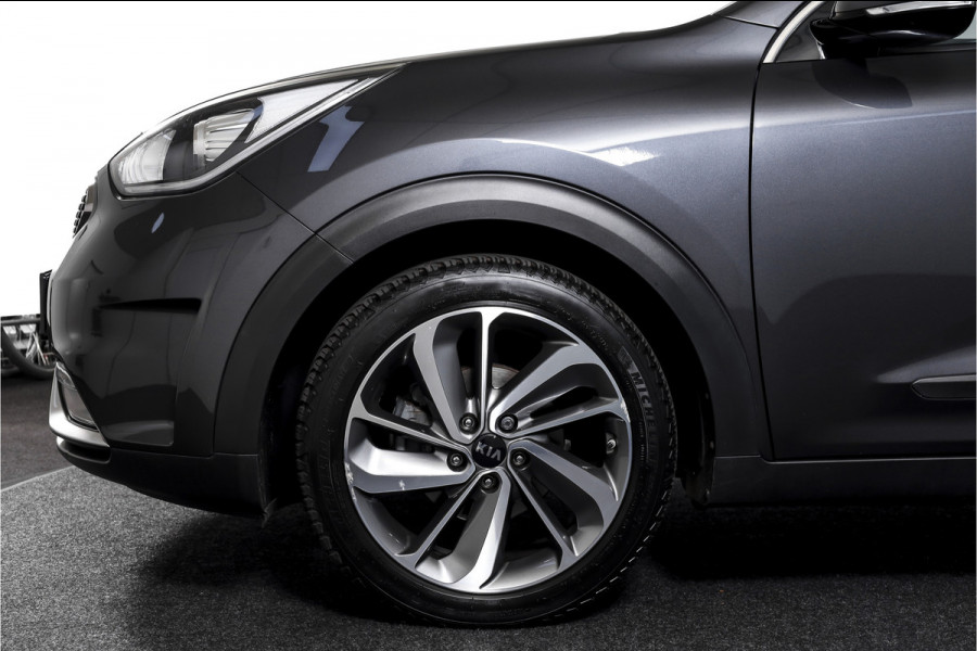 Kia Niro 1.6 GDi Hybrid 105 PK ExecutiveLine - Automaat | Adapt. Cruise | Stuur-+stoelverw. + Ventilatie | Elek. Stoel | PDC | Camera | NAV + App. Connect | ECC | Afn. Trekhaak | LM 18" |