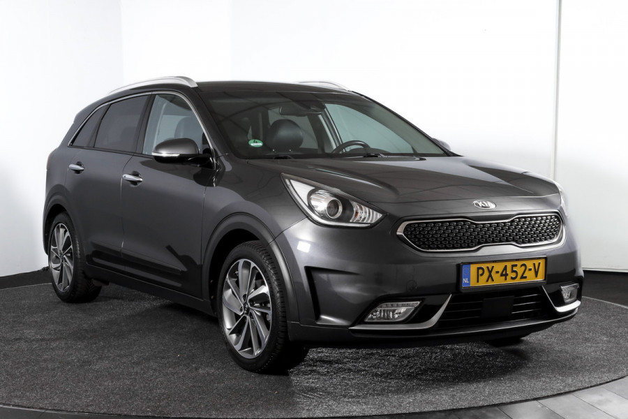Kia Niro 1.6 GDi Hybrid 105 PK ExecutiveLine - Automaat | Adapt. Cruise | Stuur-+stoelverw. + Ventilatie | Elek. Stoel | PDC | Camera | NAV + App. Connect | ECC | Afn. Trekhaak | LM 18" |
