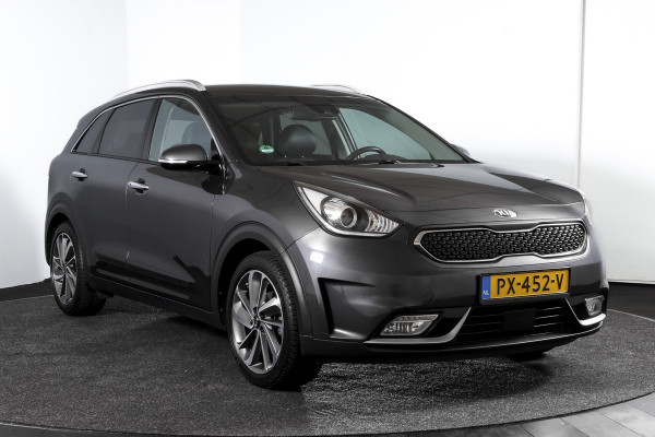 Kia Niro 1.6 GDi Hybrid 105 PK ExecutiveLine - Automaat | Adapt. Cruise | Stuur-+stoelverw. + Ventilatie | Elek. Stoel | PDC | Camera | NAV + App. Connect | ECC | Afn. Trekhaak | LM 18" |