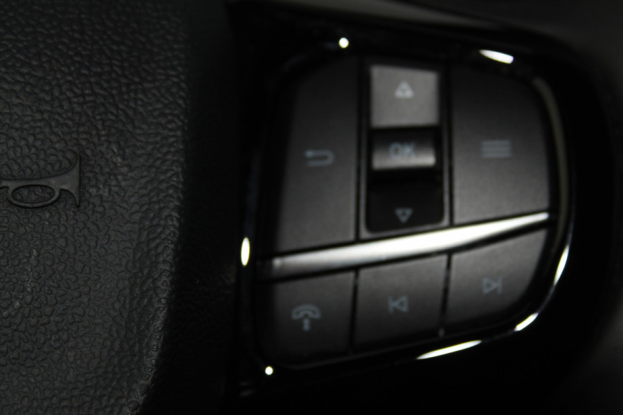 Ford Transit Custom 320 2.0-136 pk TDCI L1H1 Trend. Fabr. garantie tot 09-2028. Adaptive Cruise Control, Navigatie, Camera, PDC V+A, Apple Carplay/Android auto, LED verl., Laadruimte bekleed, Bijrijdersbank, Spiegel-, stoel en voorraamverw. etc.