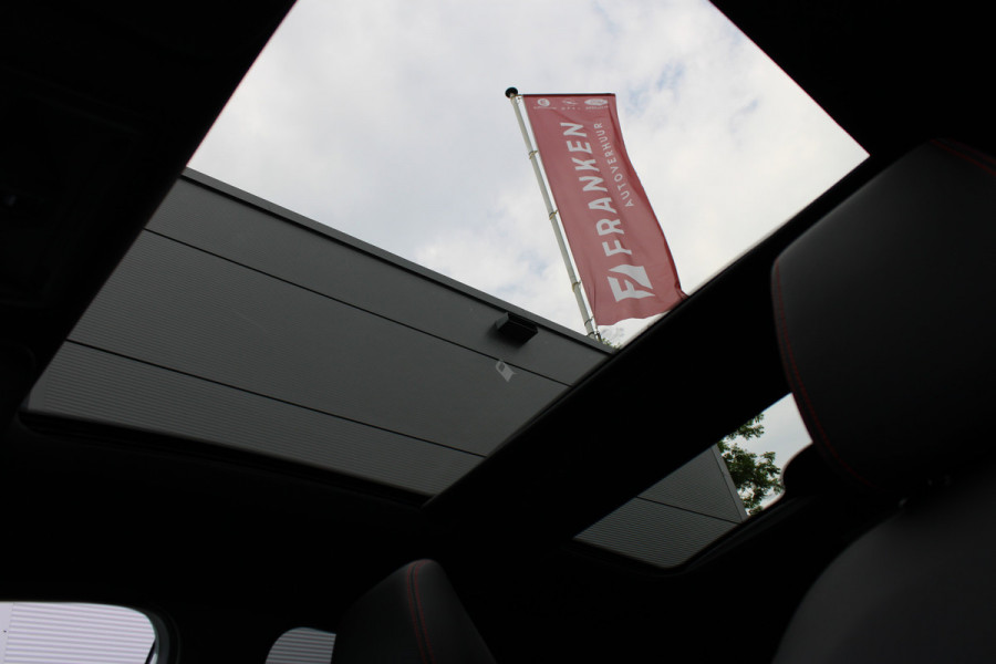 Ford Puma 1.0 EcoBoost Hybrid | Nieuw model | Panoramadak | Trekhaak | BLIS | Carplay | Camera  | Adaptieve cruise