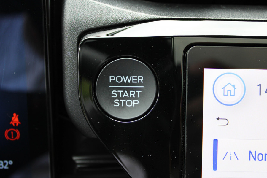 Ford Puma 1.0 EcoBoost Hybrid | Nieuw model | Panoramadak | Trekhaak | BLIS | Carplay | Camera  | Adaptieve cruise