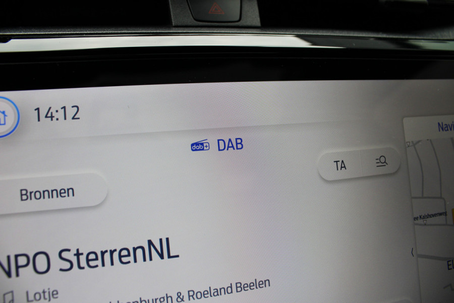 Ford Puma 1.0 EcoBoost Hybrid | Nieuw model | Panoramadak | Trekhaak | BLIS | Carplay | Camera  | Adaptieve cruise