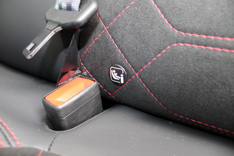 Ford Puma 1.0 EcoBoost Hybrid | Nieuw model | Panoramadak | Trekhaak | BLIS | Carplay | Camera  | Adaptieve cruise