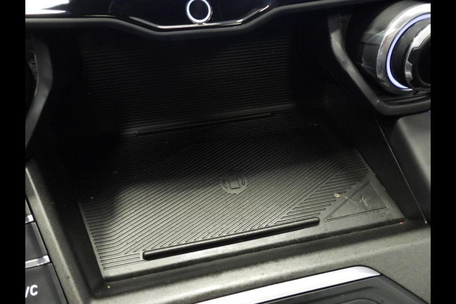 Lynk & Co 01 1.5 PHEV BlackLine ZWARTE HEMEL/360CAM/SCHUIFDAK/LED/20"LMV!