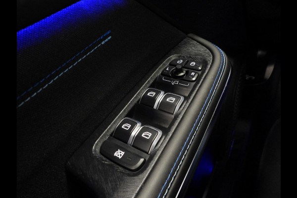 Lynk & Co 01 1.5 PHEV BlackLine ZWARTE HEMEL/360CAM/SCHUIFDAK/LED/20"LMV!