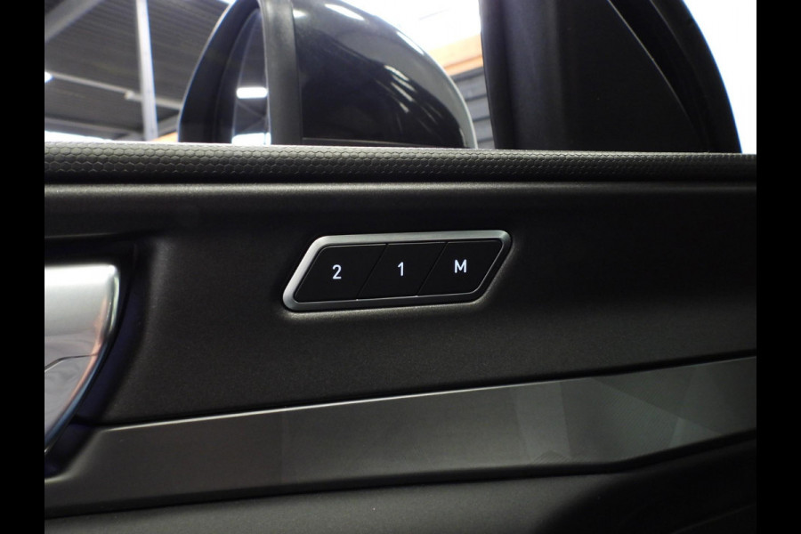 Lynk & Co 01 1.5 PHEV BlackLine ZWARTE HEMEL/360CAM/SCHUIFDAK/LED/20"LMV!