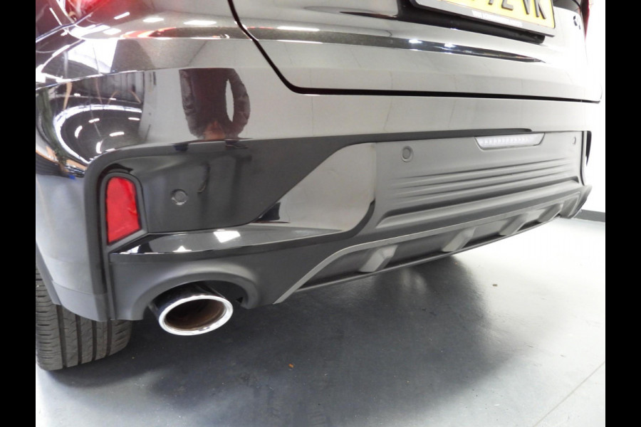 Lynk & Co 01 1.5 PHEV BlackLine ZWARTE HEMEL/360CAM/SCHUIFDAK/LED/20"LMV!