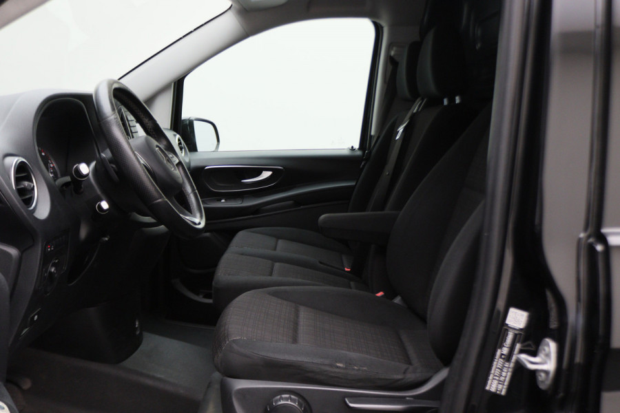 Mercedes-Benz Vito 116 CDI Automaat 3-Zits, Climate, Cruise, Navigatie, Bluetooth, PDC, LED, Side Steps, 19''