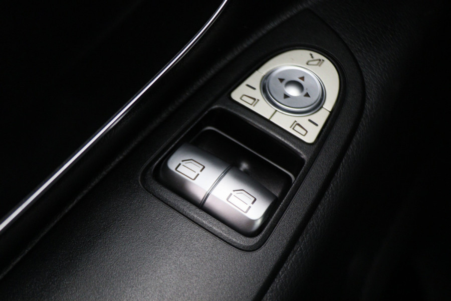 Mercedes-Benz Vito 116 CDI Automaat 3-Zits, Climate, Cruise, Navigatie, Bluetooth, PDC, LED, Side Steps, 19''