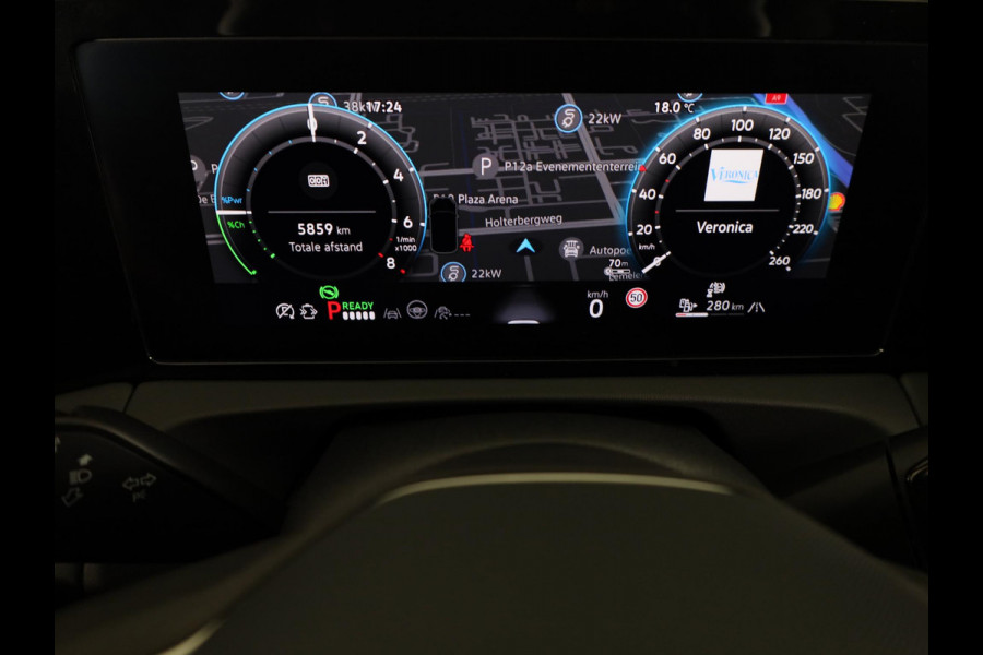 Volkswagen Tiguan 1.5 eHybrid R-Line Edition 272 pk Automaat (DSG) | Navigatie | Panoramadak | Parkeersensoren (Park assist) | Rondomzichtcamera | Lederen bekleding | Stoelverwarming v/a | Black Style pakket | R-Line |