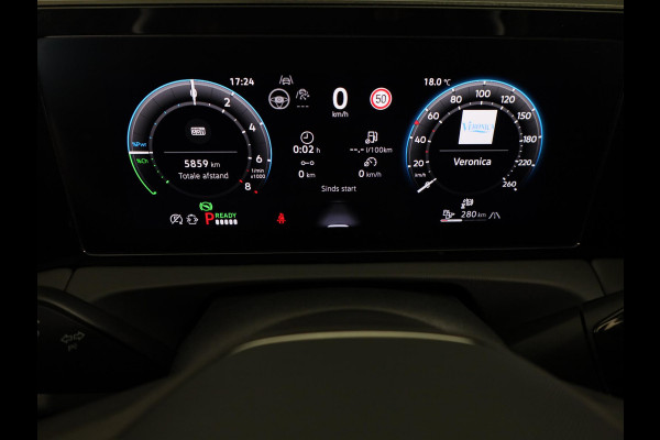 Volkswagen Tiguan 1.5 eHybrid R-Line Edition 272 pk Automaat (DSG) | Navigatie | Panoramadak | Parkeersensoren (Park assist) | Rondomzichtcamera | Lederen bekleding | Stoelverwarming v/a | Black Style pakket | R-Line |