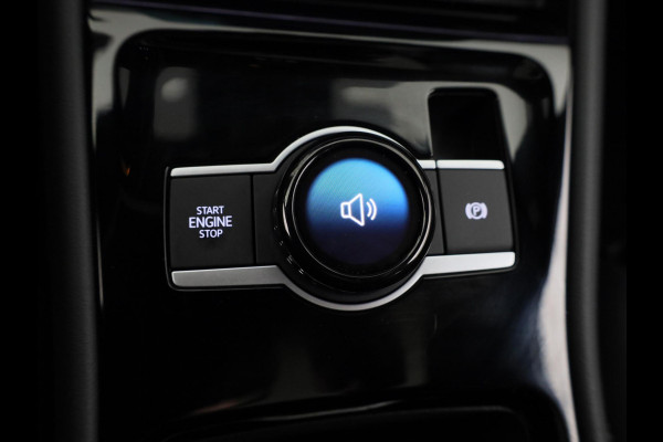 Volkswagen Tiguan 1.5 eHybrid R-Line Edition 272 pk Automaat (DSG) | Navigatie | Panoramadak | Parkeersensoren (Park assist) | Rondomzichtcamera | Lederen bekleding | Stoelverwarming v/a | Black Style pakket | R-Line |