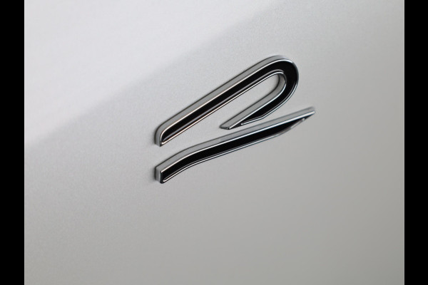 Volkswagen Tiguan 1.5 eHybrid R-Line Edition 272 pk Automaat (DSG) | Navigatie | Panoramadak | Parkeersensoren (Park assist) | Rondomzichtcamera | Lederen bekleding | Stoelverwarming v/a | Black Style pakket | R-Line |