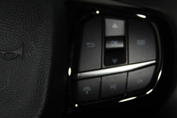 Ford Transit Custom 320 2.0-136 pk TDCI L1H1 Trend. Fabr. garantie tot 09-2028. Adaptive Cruise Control, Navigatie, Camera, PDC V+A, Apple Carplay/Android auto, LED verl., Laadruimte bekleed, Bijrijdersbank, Spiegel-, stoel en voorraamverw. etc.