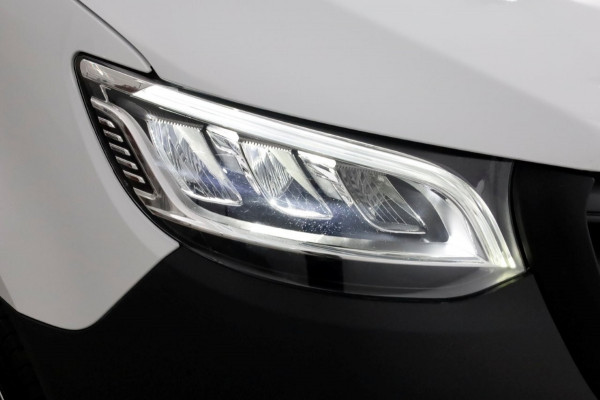 Mercedes-Benz Sprinter 317 CDI 170pk RWD L2H2 D.C. LED/Navi/Camera/Trekhaak 3500kg 03-2021