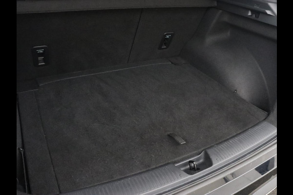 MG 4 Luxury 64 kWh | Stoel & stuurverwarming | Warmtepomp | Adaptive cruise | 360 Camera | Carplay | Keyless | Navigatie | File Assistent | Half leder