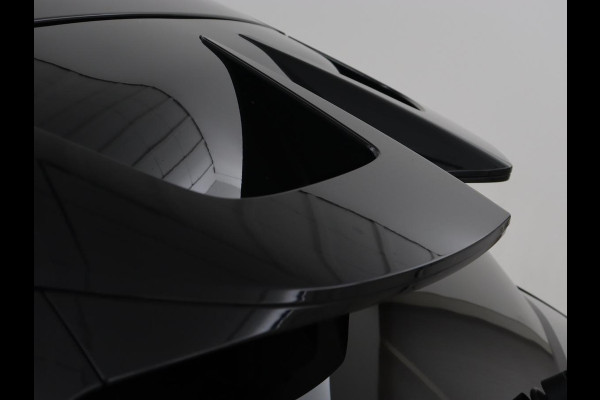 MG 4 Luxury 64 kWh | Stoel & stuurverwarming | Warmtepomp | Adaptive cruise | 360 Camera | Carplay | Keyless | Navigatie | File Assistent | Half leder