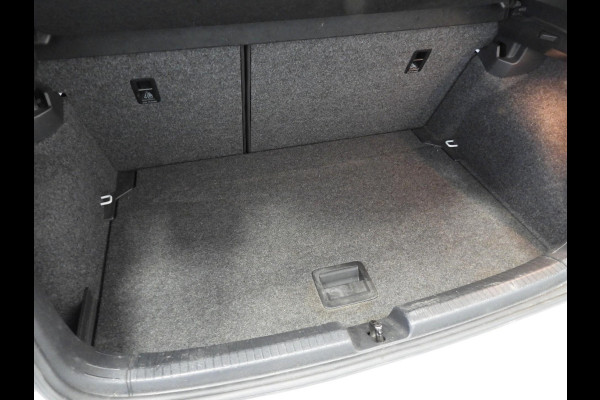 Volkswagen Polo 1.0 TSI Comfortline NAVI/AIRCO/ADAPT.CRUISE/BLUETOOTH!