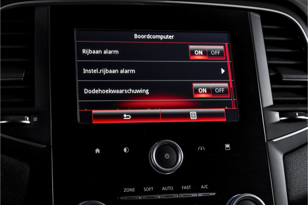 Renault MEGANE Estate 1.2 TCe 130 PK GT-Line | Cruise | PDC | Camera | Afn. Trekhaak | NAV + App. Connect | ECC | DAB | LM 18" |