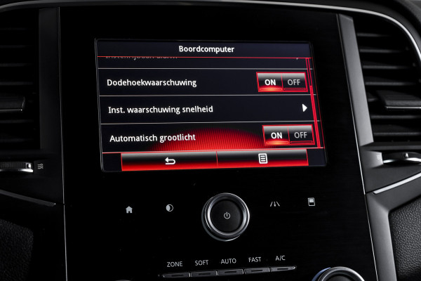 Renault MEGANE Estate 1.2 TCe 130 PK GT-Line | Cruise | PDC | Camera | Afn. Trekhaak | NAV + App. Connect | ECC | DAB | LM 18" |