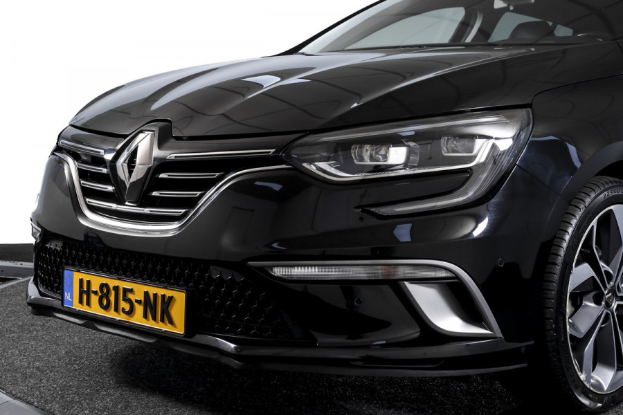 Renault MEGANE Estate 1.2 TCe 130 PK GT-Line | Cruise | PDC | Camera | Afn. Trekhaak | NAV + App. Connect | ECC | DAB | LM 18" |