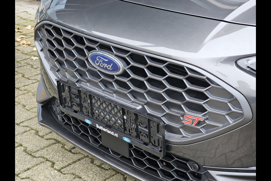 Ford Focus 2.3 EcoBoost ST-X | 280pk Automaat! | Winter Pack | AGR-stoelen | Camera | Bang&Olufsen | Head up Display | BLIS | Extra wielset!