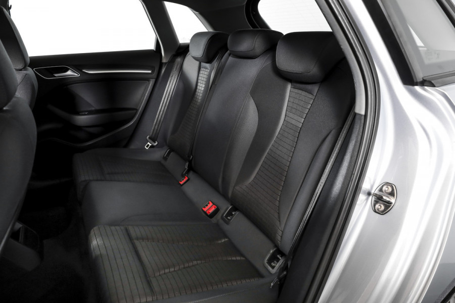 Audi A3 Sportback 1.0 TFSI 115 PK Sport Lease Edition - Automaat Orig. NL | Cruise | Afn. Trekhaak | PDC | NAV | Airco | LED | LM 16" |
