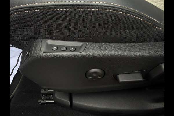 Peugeot 3008 1.6 Hybrid4 GT-Line |Aut.|300Pk|Stoelverw.|Pano|Navi|Massage|Memory |220V|360° |ACC|Carplay & Android Auto|Keyless |