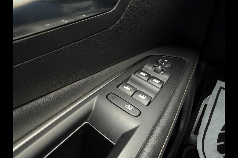 Peugeot 3008 1.6 Hybrid4 GT-Line |Aut.|300Pk|Stoelverw.|Pano|Navi|Massage|Memory |220V|360° |ACC|Carplay & Android Auto|Keyless |