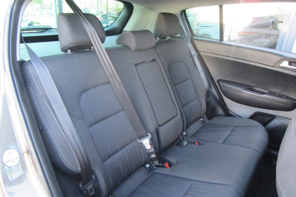 Kia Sportage 1.6 GDI DynamicLine, Navi, Camera, Stoelverw.