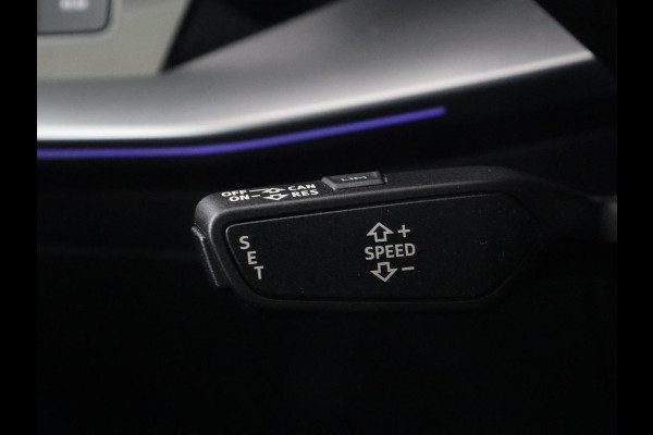 Audi A3 30 TFSI edition one | Stoelverwarming | Matrix LED | Virtual Cockpit | Carplay | Half leder | Navigatie | Parkeerhulp