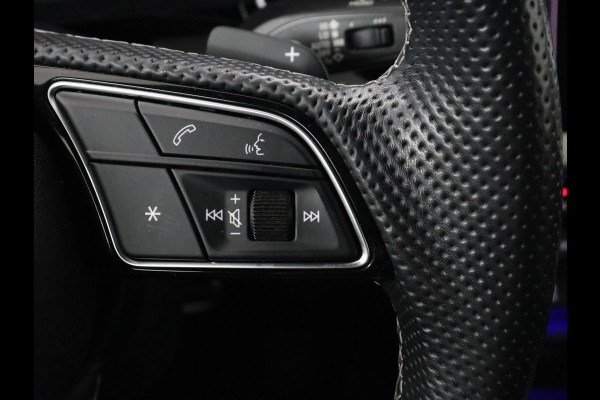 Audi A3 30 TFSI edition one | Stoelverwarming | Matrix LED | Virtual Cockpit | Carplay | Half leder | Navigatie | Parkeerhulp