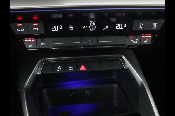 Audi A3 30 TFSI edition one | Stoelverwarming | Matrix LED | Virtual Cockpit | Carplay | Half leder | Navigatie | Parkeerhulp