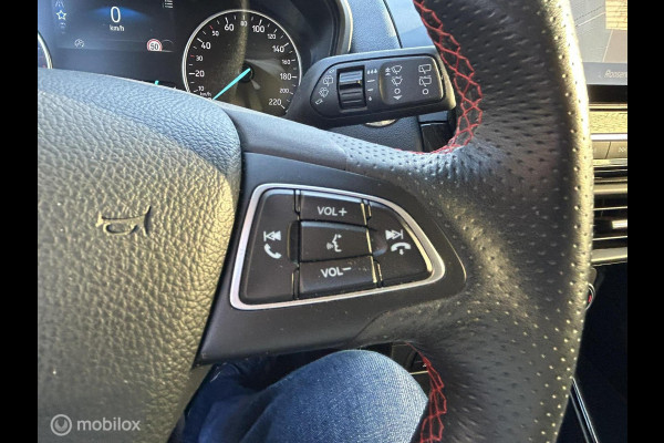 Ford EcoSport 1.0 EcoBoost ST-Line 125 PK Winter pack / 18" / FM nav / B&O / Camera / 61.168 KM